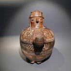 Recuay, Peru Terracotta Figuur vaas. TL-test. 26 cm hoog.
