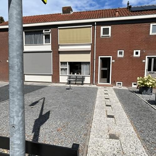 Tussenwoning met tuin en tijdelijke huur, Huizen en Kamers, Huizen te koop