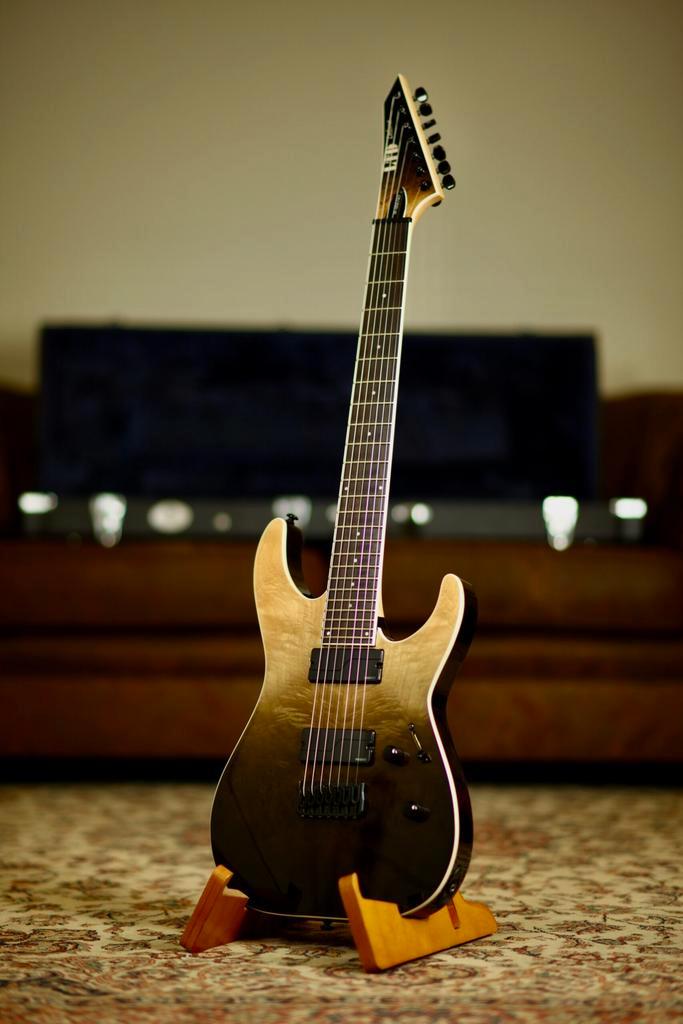 ESP LTD M-1007HT 7 String | Black Natural Fade, Muziek en Instrumenten, Snaarinstrumenten | Gitaren | Elektrisch