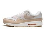 Nike Air Max 1 Sanddrift - Maat 45 EU, Kleding | Heren, Schoenen, Ophalen of Verzenden, Nieuw, Nike