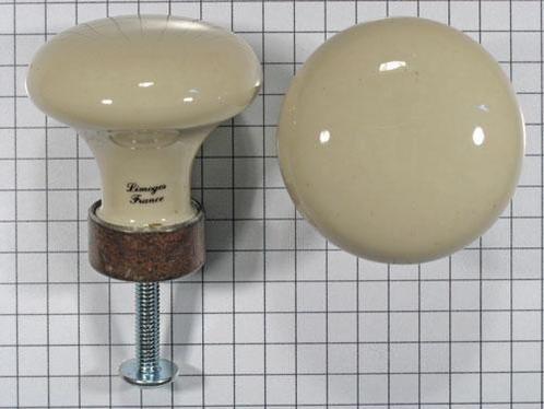 Porseleinen knop ivoor 35 mm met ijzer geroeste voet, Doe-het-zelf en Verbouw, Hang- en Sluitwerk, Nieuw, Ophalen of Verzenden