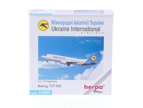 Schaal 1:500 Herpa 511889 Ukraine Int. Airlines Boeing 73..., Hobby en Vrije tijd, Modelbouw | Vliegtuigen en Helikopters, Zo goed als nieuw