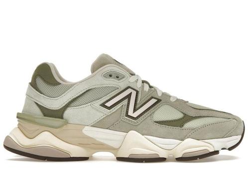 New Balance 9060 Olivine - Maat 43 EU, Kleding | Heren, Schoenen, Ophalen of Verzenden