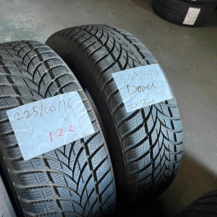 2 x Dovex 225-60-16 Winterbanden 9mm, Auto-onderdelen, Banden en Velgen, 16 inch, Winterbanden, 225 mm, Personenwagen, Gebruikt