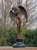 Beeld, sculptuur of the winged night - 65 cm - brons marmer, Antiek en Kunst, Kunst | Designobjecten