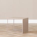 50% Korting: Bijzettafel Lucia metaal taupe 34 cm hoog, Ophalen, Zo goed als nieuw, Rechthoekig, Scandinavisch, Modern