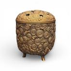 Sano Ksai – koper Mangiku (Myriad Chrysanthemums)