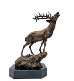sculptuur, A stag - 38 cm - Brons, Marmer