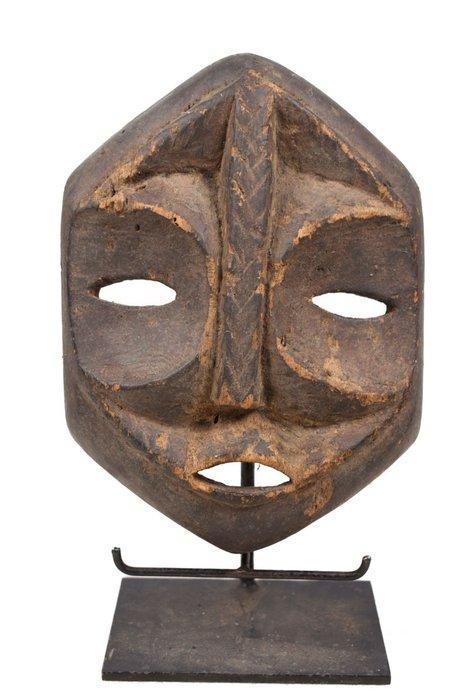 masker - Eket - Nigeria (Zonder Minimumprijs), Antiek en Kunst, Kunst | Niet-Westerse kunst
