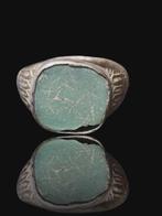 Nomaden Brons, Stunning Green Garnet Stone Ring (Zonder, Sieraden, Tassen en Uiterlijk, Antieke sieraden