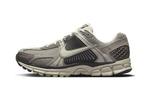 Nike Zoom Vomero 5 Cobblestone - maat 44 (Sneakers), Verzenden, Nike, Nieuw, Sneakers of Gympen