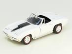 Schaal 1:18 ERTL 7491 Chevrolet Corvette            1967..., Hobby en Vrije tijd, Modelauto's | 1:18, Ophalen of Verzenden, Gebruikt