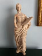 Repliek van een Oud-Griekse Terracotta Standbeeldje van de