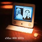 Apple eMac + Pro Keyboard & Mouse & Software bundle, Nieuw