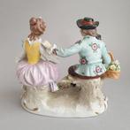 Sitzendorf - Beeldje - Lady and nobleman - Beenderporselein, Antiek en Kunst
