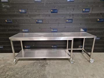 Werktafel | verrijdbaar | RVS | 260 cm beschikbaar voor biedingen