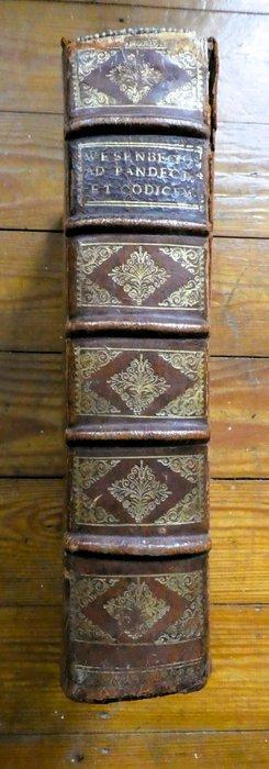 Matthaeus Wesenbecius - Commentarii in Pandectas juris, Antiek en Kunst, Antiek | Boeken en Bijbels