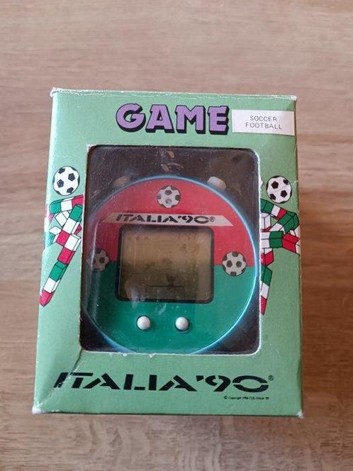 Wereldkampioenschap Voetbal - 1990 - Werkend videogame, Verzamelen, Overige Verzamelen