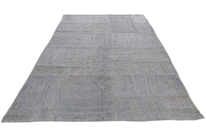 Ontwerper half vloerkleed half Kelim patchwork - Vloerkleed, Huis en Inrichting, Stoffering | Tapijten en Kleden