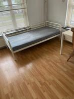 Studio te huur in Emmen - 18 m² - 2 kamer(s) - 2 kamers, Huizen en Kamers, Overige regio's