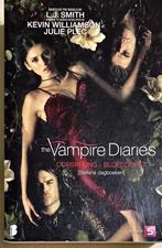 Boek The Vampire Diaries 1 - Oorsprong en Bloeddorst, Boeken, Fantasy, Zo goed als nieuw, Verzenden