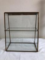 Vitrinekast - Glas, Messing, Antiek en Kunst, Kunst | Designobjecten
