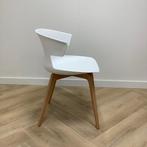 Design  stoel COVE van Dorigo, wit - beuken, Huis en Inrichting, Stoelen, Ophalen of Verzenden, Gebruikt, Stof, Eén