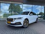 Zakelijke Lease |  Škoda Octavia Combi 1.4 TSI iV PHEV Busin, Auto's, Automaat, Gebruikt, Wit, Stationwagon