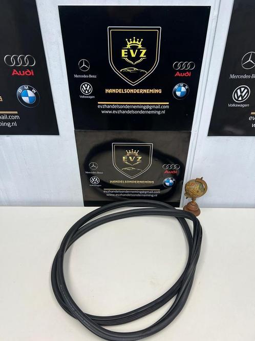 Portier rubber 4-deur links voor BMW 2015 Artnr.51727240849, Auto-onderdelen, Carrosserie en Plaatwerk, Gebruikt, BMW, Voor, Links
