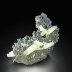 Fantastische goudcalciet met iriserende marcasiet en