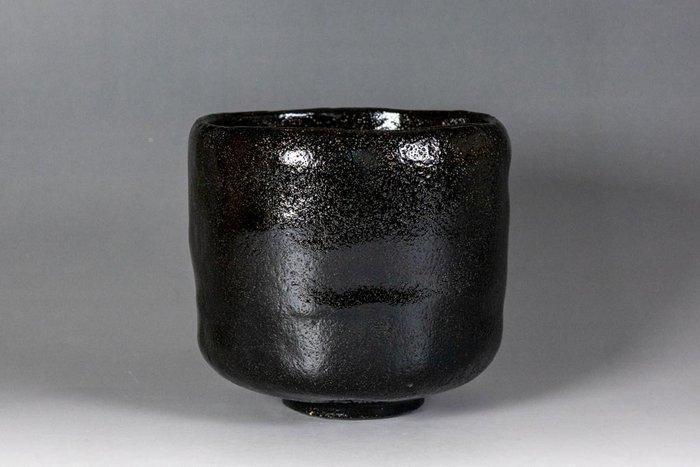 Zwarte Raku theekom met een vage sprinkeling van stardust. -, Antiek en Kunst, Antiek | Overige Antiek