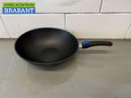 EUROLUX gietijzeren universele wokpan wok 32 x 36 cm -, Zakelijke goederen, Horeca | Keukenapparatuur, Ophalen of Verzenden, Nieuw in verpakking