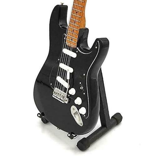 Miniatuur Fender Stratocaster gitaar met gratis standaard, Verzamelen, Muziek, Artiesten en Beroemdheden, Pop, Beeldje of Miniatuur