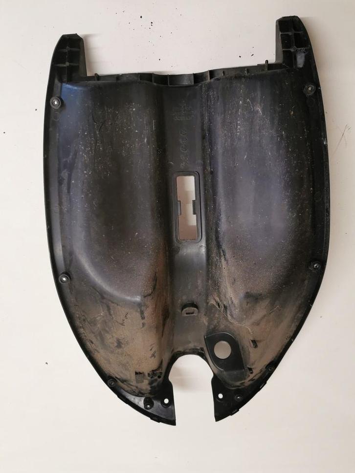 Kymco Sento 2009 / beenschild, Fietsen en Brommers, Brommeronderdelen | Scooters, Kap, Ophalen of Verzenden