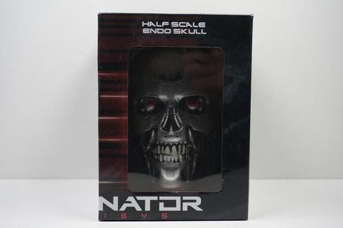Lootcrate: Terminator Genisys Half Scale Endo Skull, Verzamelen, Poppetjes en Figuurtjes, Zo goed als nieuw, Ophalen of Verzenden
