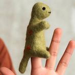 Vingerpoppetje Wolvilt - Dinosaurussen T-Rex Groen - Handmad, Ophalen of Verzenden, Nieuw