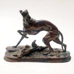 Daprés Jules Moigniez (1835-1894) - sculptuur, Lévrier