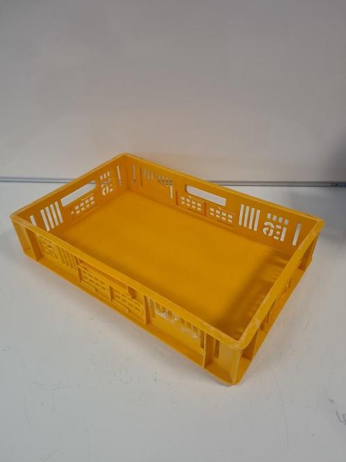 E6 Stapelbak 600x400x120, geel, geperforeerd, gebruikt, Doe-het-zelf en Verbouw, Overige Doe-het-zelf en Verbouw, Gebruikt, Ophalen of Verzenden