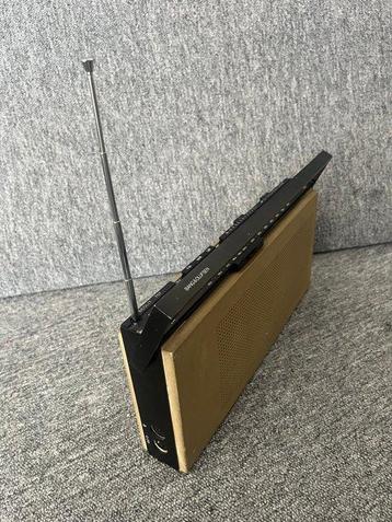 Bang & Olufsen - Beolit 707 Radio beschikbaar voor biedingen
