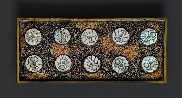 Een fijn en zeldzaam Maki-E dienblad met parelmoer-inleg. -, Antiek en Kunst, Antiek | Overige Antiek