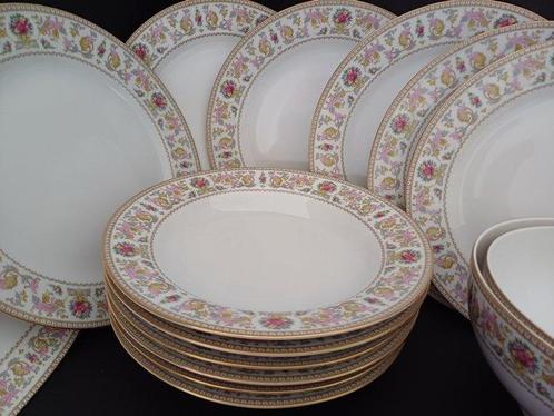 Hutschenreuther - Eetservies voor 6 (15) - Porselein, Antiek en Kunst, Antiek | Meubels | Tafels