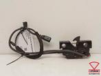 Seat Leon 5F Motorkapslot 5F0823509C, Ophalen, Gebruikt, Seat