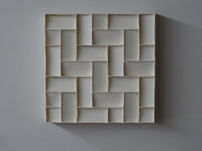 2025 - 78 Wit minimalistisch wandrelief, Antiek en Kunst, Kunst | Designobjecten
