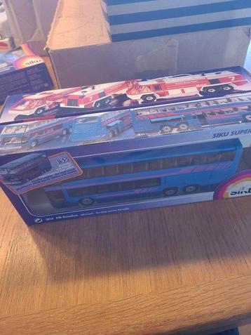 Siku 1:55 - Model vrachtwagen (3) - Airport Fire Engine en beschikbaar voor biedingen