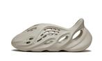 Adidas Yeezy Foam RNNR Sand - maat 40.5 (Sneakers, Schoenen), Verzenden, Beige, Nieuw, Sneakers of Gympen