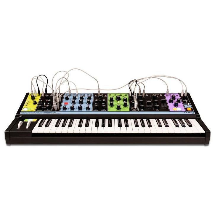 Moog Matriarch Patchable Paraphonic Analog Synthesizer, Muziek en Instrumenten, Synthesizers, Nieuw, Overige merken, 49 toetsen