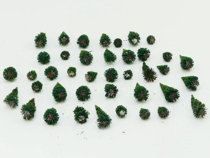 Schaal H0 Assortiment model dennen #1848 (Aanbiedingen), Hobby en Vrije tijd, Modeltreinen | H0, Overige typen, Gebruikt, Overige merken