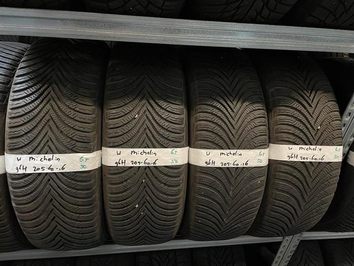 205-60-16 Michelin Winterbanden 6.5mm 96H Montage 205 60 16, Auto-onderdelen, Banden en Velgen, 16 inch, Winterbanden, 205 mm