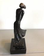 Corry Ammerlaan - sculptuur, “ Trots ! “. zeldzaam - 18 cm -