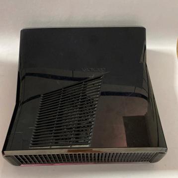 Zwarte Xbox 360 Slim 250gb + Controller beschikbaar voor biedingen